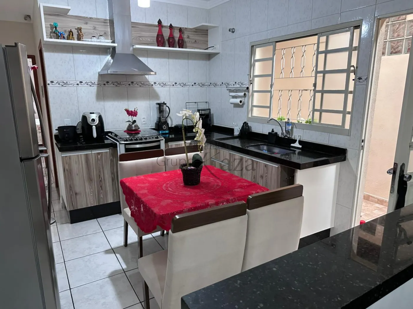 Foto 3 de Casa Padrão em Jardim Santo Antônio da Boa Vista, Jacareí - imagem 3 Foto 3 de Casa Padrão em Jardim Santo Antônio da Boa Vista, Jacareí - imagem 3