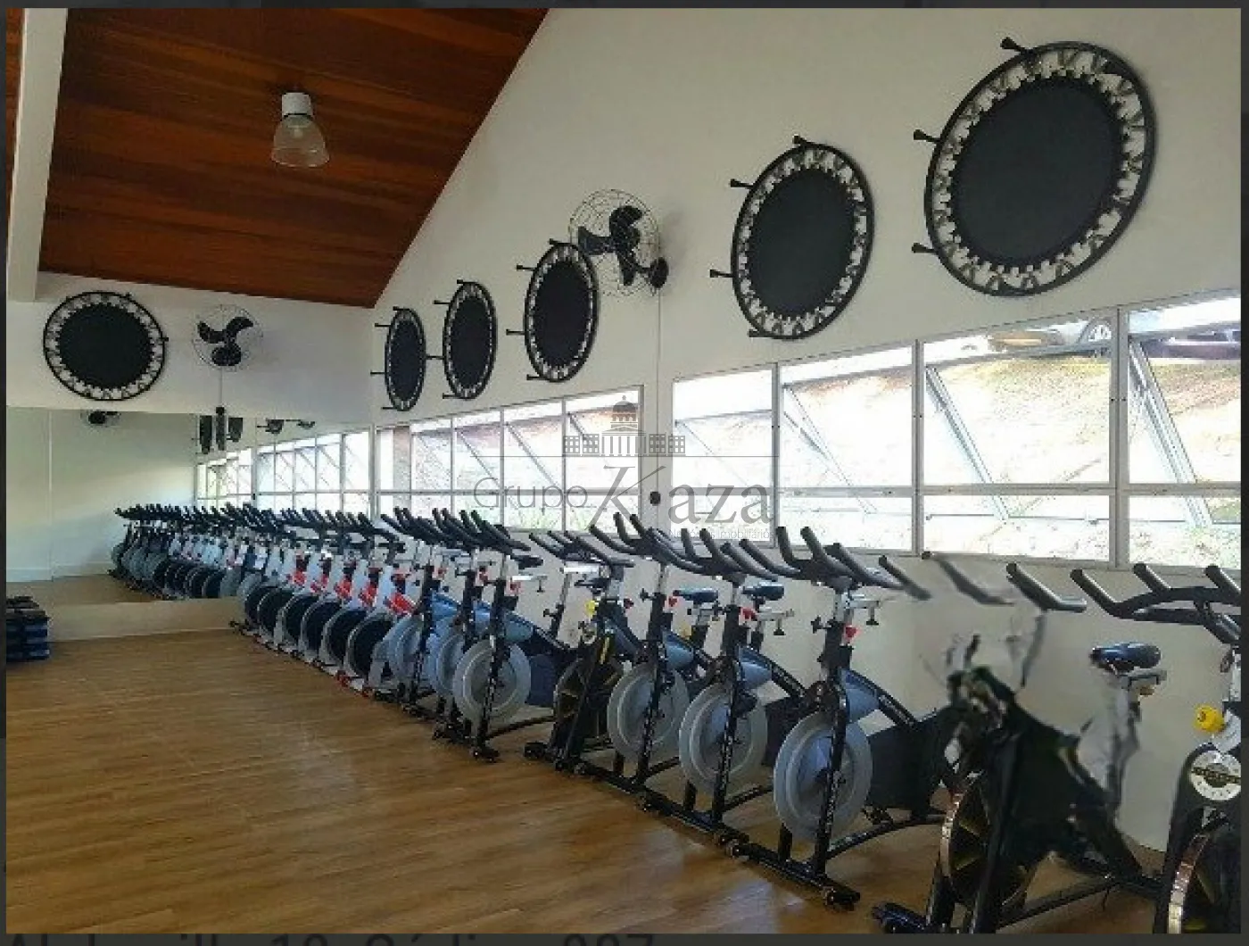 Foto 3 de Terreno Condomínio em Alphaville, Santana de Parnaíba - imagem 3 Foto 3 de Terreno Condomínio em Alphaville, Santana de Parnaíba - imagem 3