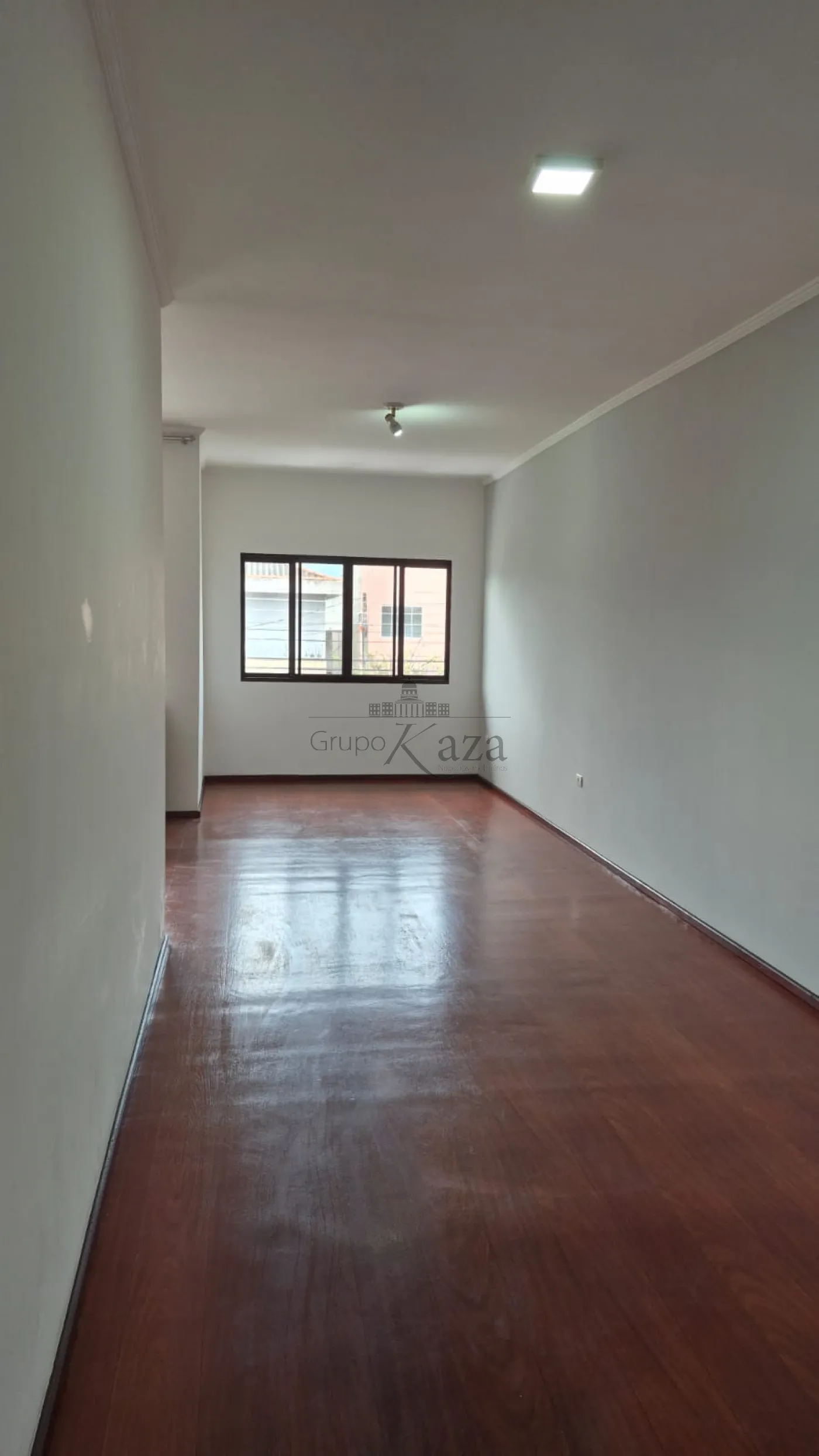 Foto 2 de Casa Sobrado em Parque dos Principes, Jacareí - imagem 2 Foto 2 de Casa Sobrado em Parque dos Principes, Jacareí - imagem 2