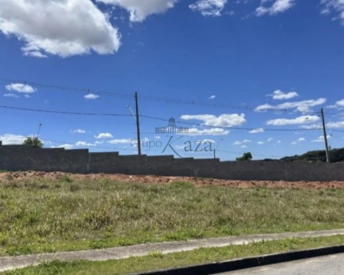 Foto 1 de Terreno Condomínio em Condomínio Recanto da Baronesa, São José dos Campos - imagem 1 Foto 1 de Terreno Condomínio em Condomínio Recanto da Baronesa, São José dos Campos - imagem 1