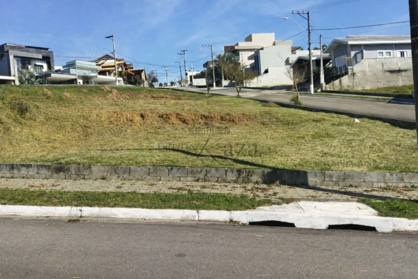 Foto 1 de Terreno Condomínio em Condomínio Residencial Mantiqueira, São José dos Campos - imagem 1 Foto 1 de Terreno Condomínio em Condomínio Residencial Mantiqueira, São José dos Campos - imagem 1