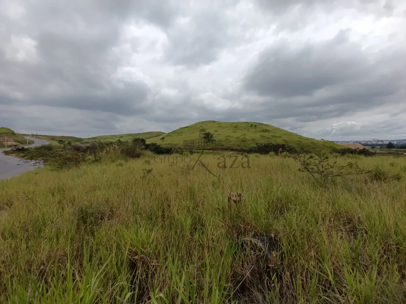 Foto 3 de Terreno Comercial em Portal do Vale, Jacareí - imagem 3 Foto 3 de Terreno Comercial em Portal do Vale, Jacareí - imagem 3