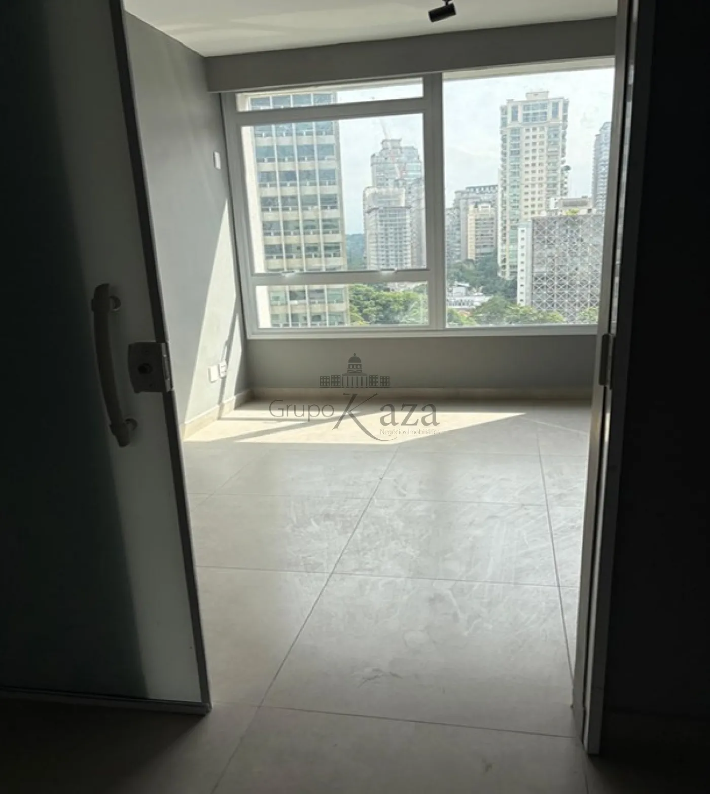 Foto 3 de Comercial Sala Condomínio em Jardim Paulista, São Paulo - imagem 3