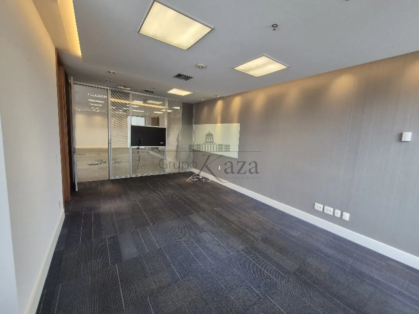 Foto 1 de Comercial Conjunto Comercial em Jardim Paulistano, São Paulo - imagem 1