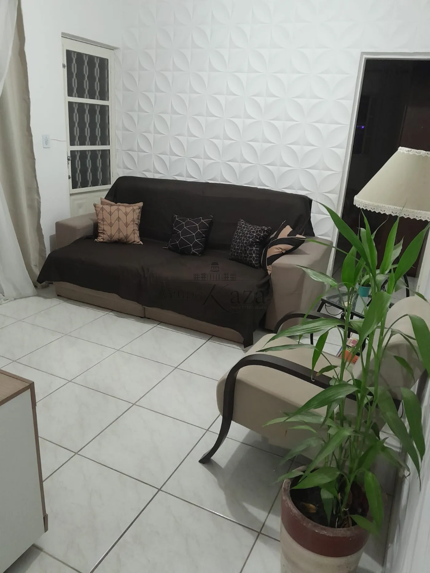 Foto 1 de Casa Padrão em Cidade Salvador, Jacareí - imagem 1 Foto 1 de Casa Padrão em Cidade Salvador, Jacareí - imagem 1