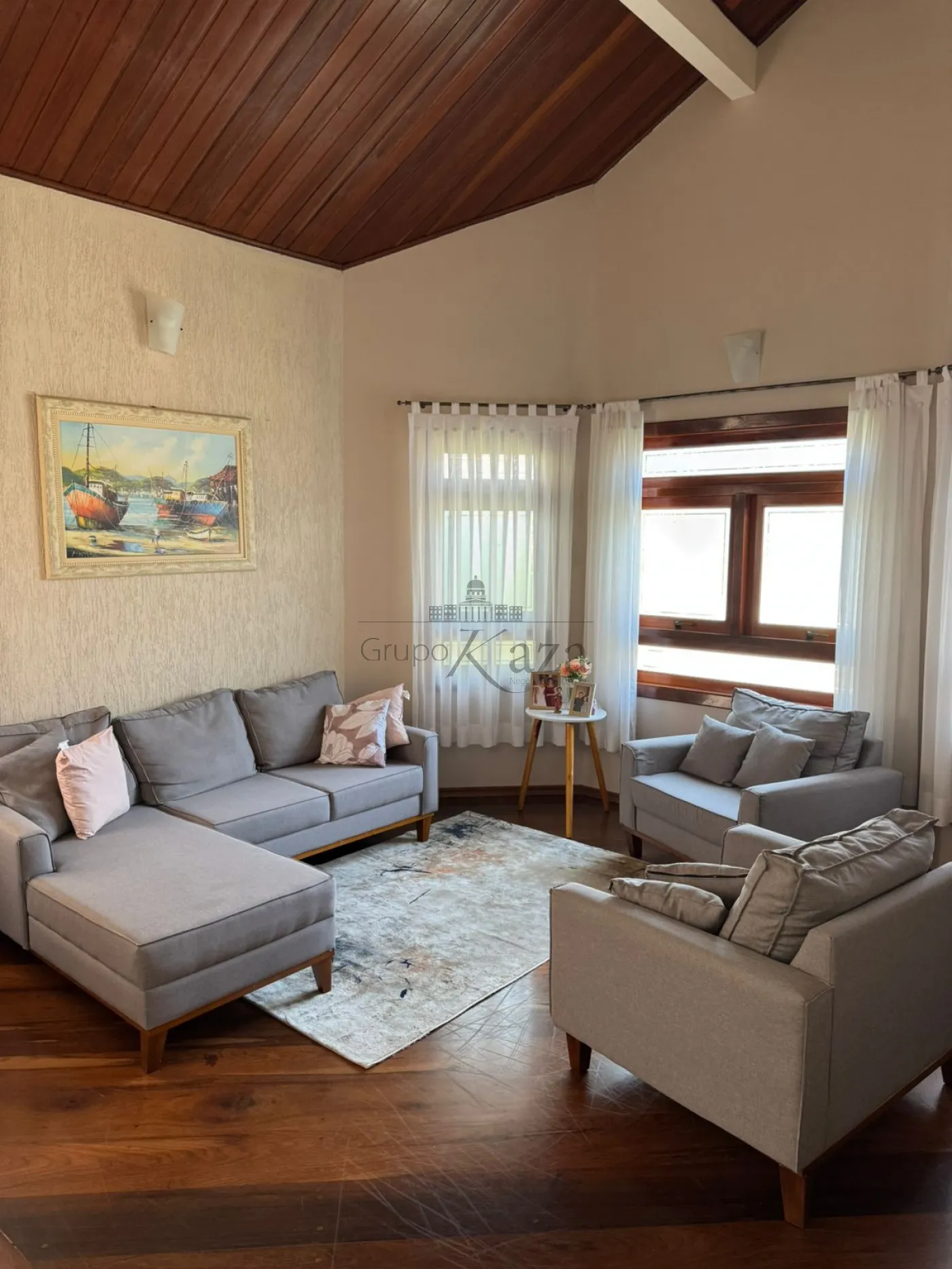 Foto 1 de Casa Condomínio em Jardim das Colinas, São José dos Campos - imagem 1 Foto 1 de Casa Condomínio em Jardim das Colinas, São José dos Campos - imagem 1