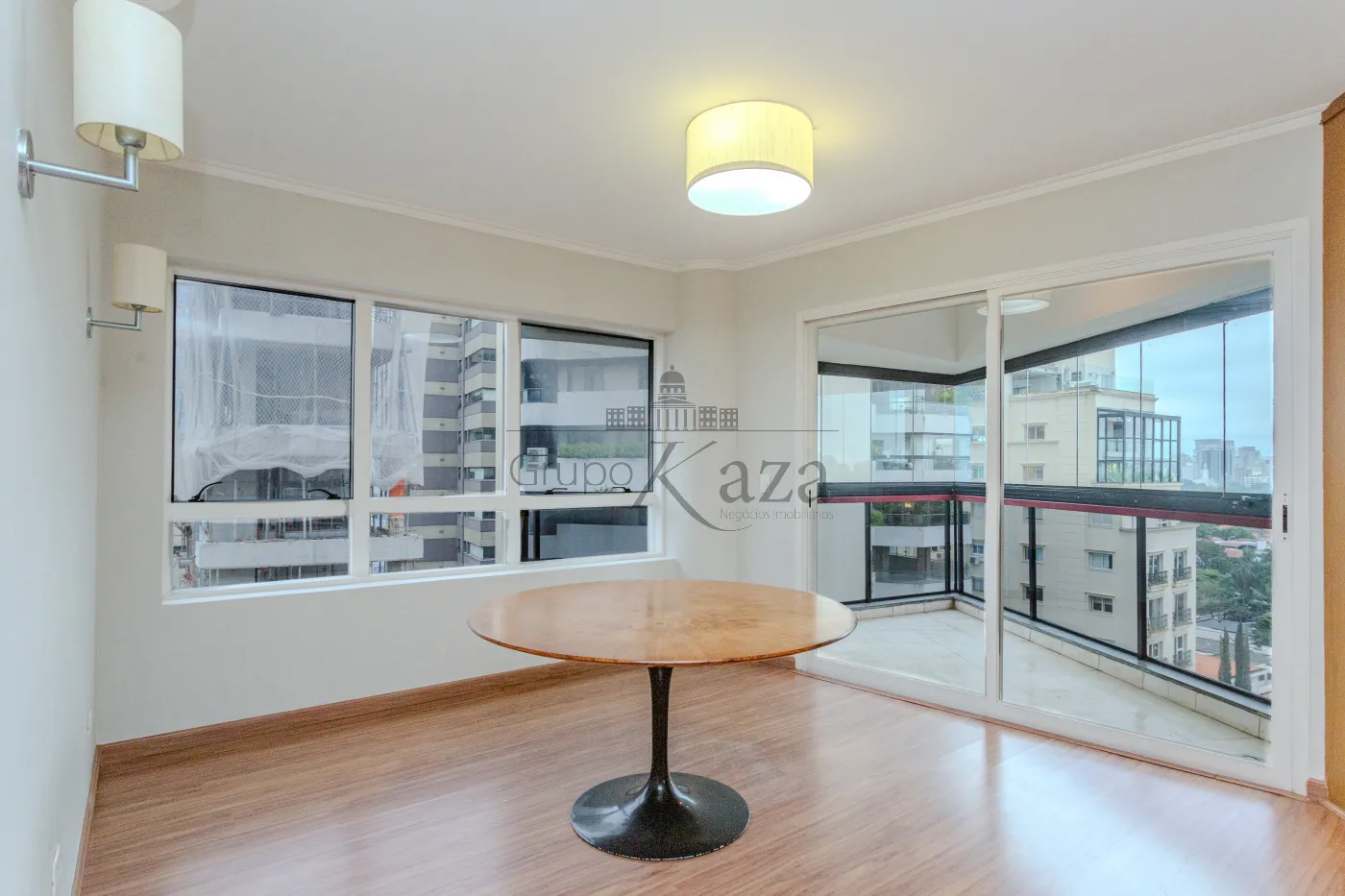 Foto 3 de Apartamento Padrão em Jardim América, São Paulo - imagem 3