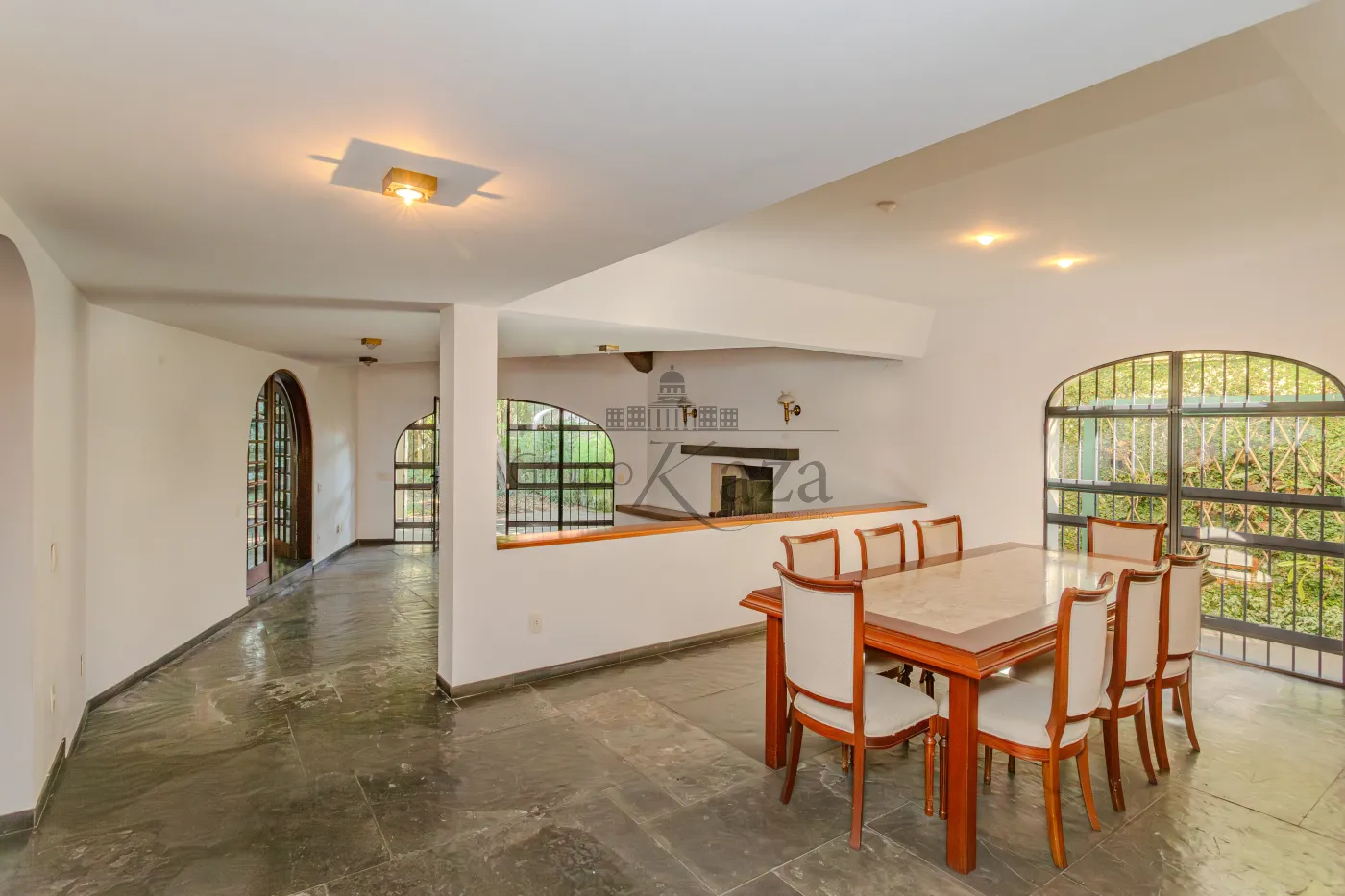 Foto 1 de Casa Padrão em Alto de Pinheiros, São Paulo - imagem 1 Foto 1 de Casa Padrão em Alto de Pinheiros, São Paulo - imagem 1