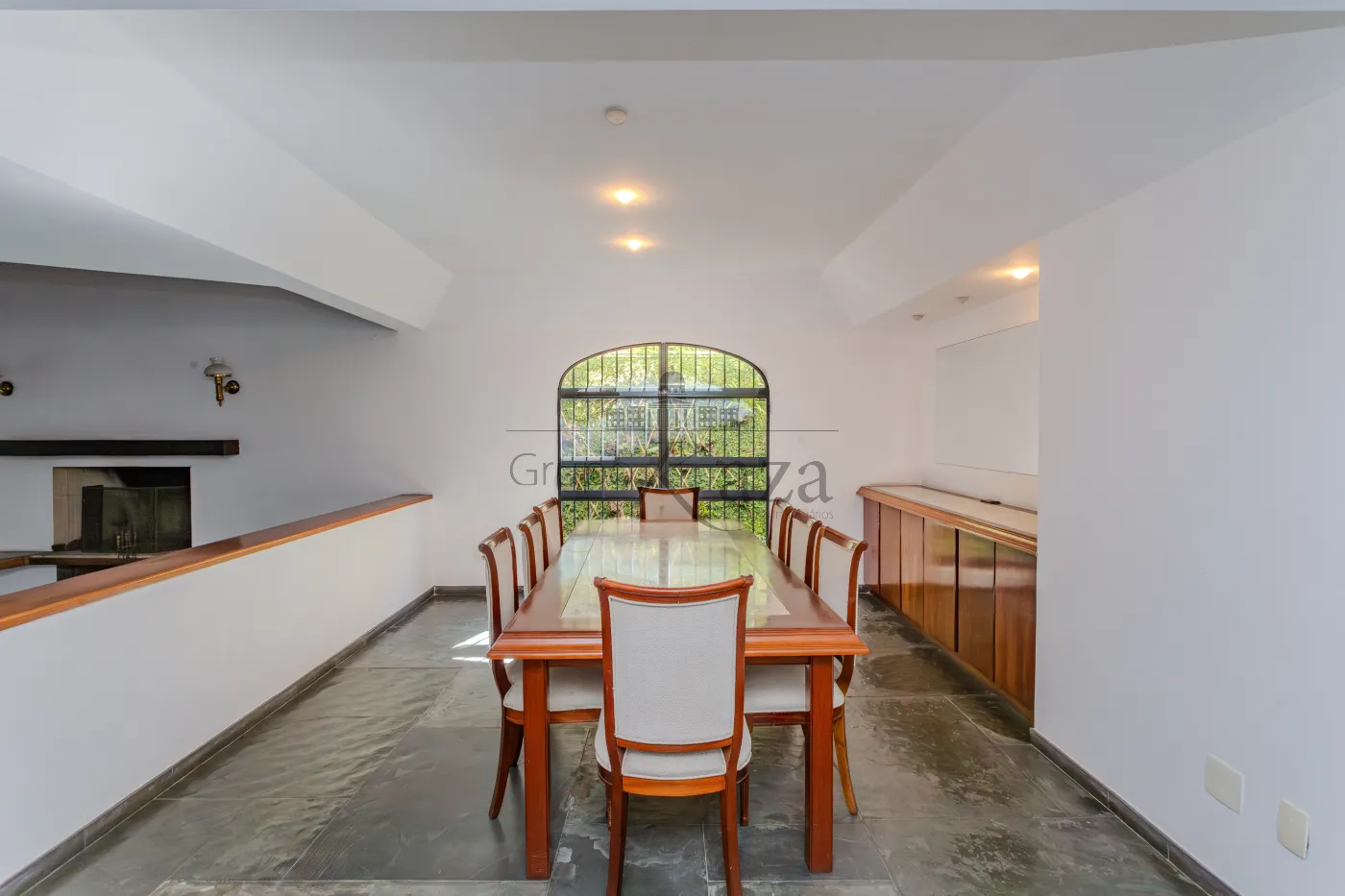 Foto 2 de Casa Padrão em Alto de Pinheiros, São Paulo - imagem 2 Foto 2 de Casa Padrão em Alto de Pinheiros, São Paulo - imagem 2