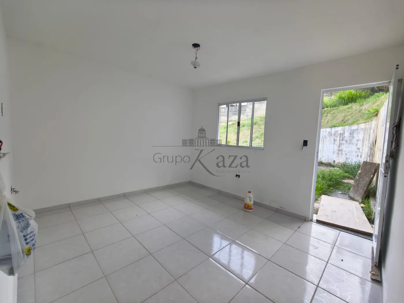 Foto 1 de Casa Condomínio em Chácaras Pousada do Vale, São José dos Campos - imagem 1 Foto 1 de Casa Condomínio em Chácaras Pousada do Vale, São José dos Campos - imagem 1