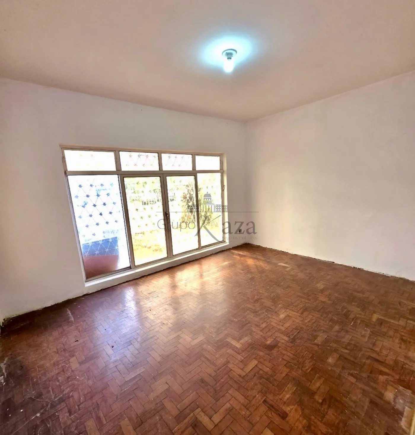 Foto 1 de Casa Padrão em Jardim das Indústrias, São José dos Campos - imagem 1 Foto 1 de Casa Padrão em Jardim das Indústrias, São José dos Campos - imagem 1