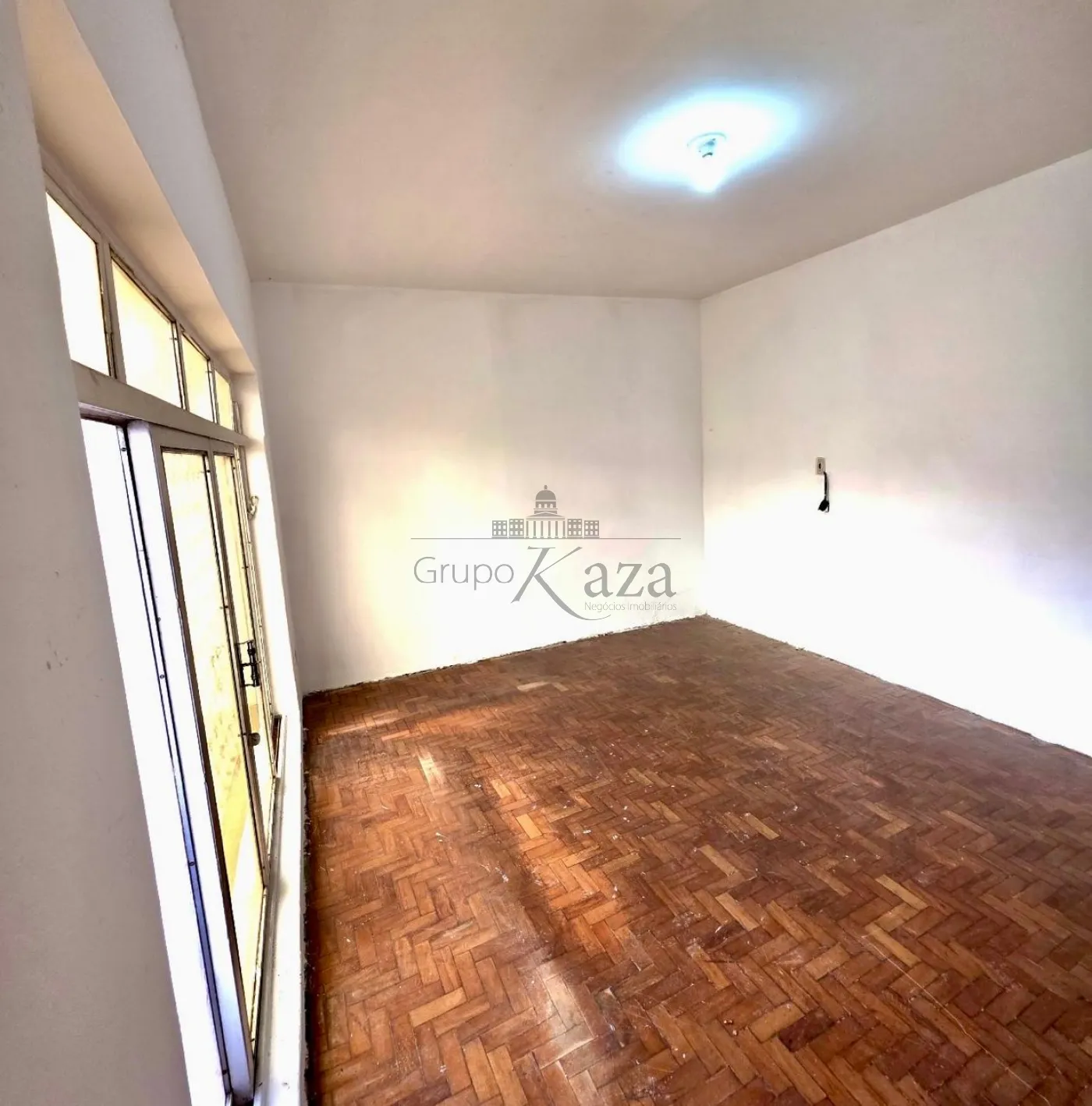 Foto 2 de Casa Padrão em Jardim das Indústrias, São José dos Campos - imagem 2 Foto 2 de Casa Padrão em Jardim das Indústrias, São José dos Campos - imagem 2