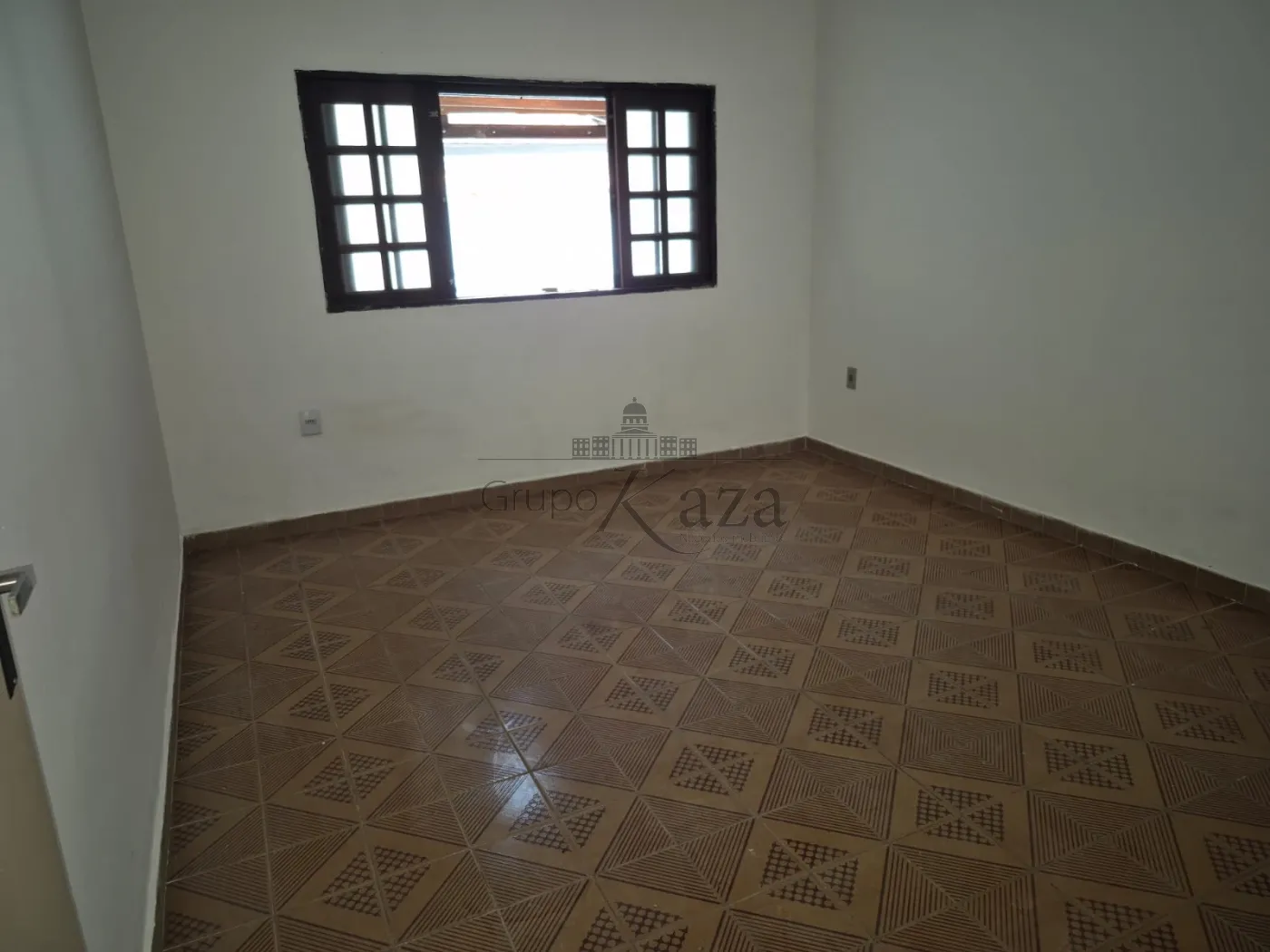 Foto 3 de Casa Padrão em Bosque dos Eucaliptos, São José dos Campos - imagem 3 Foto 3 de Casa Padrão em Bosque dos Eucaliptos, São José dos Campos - imagem 3