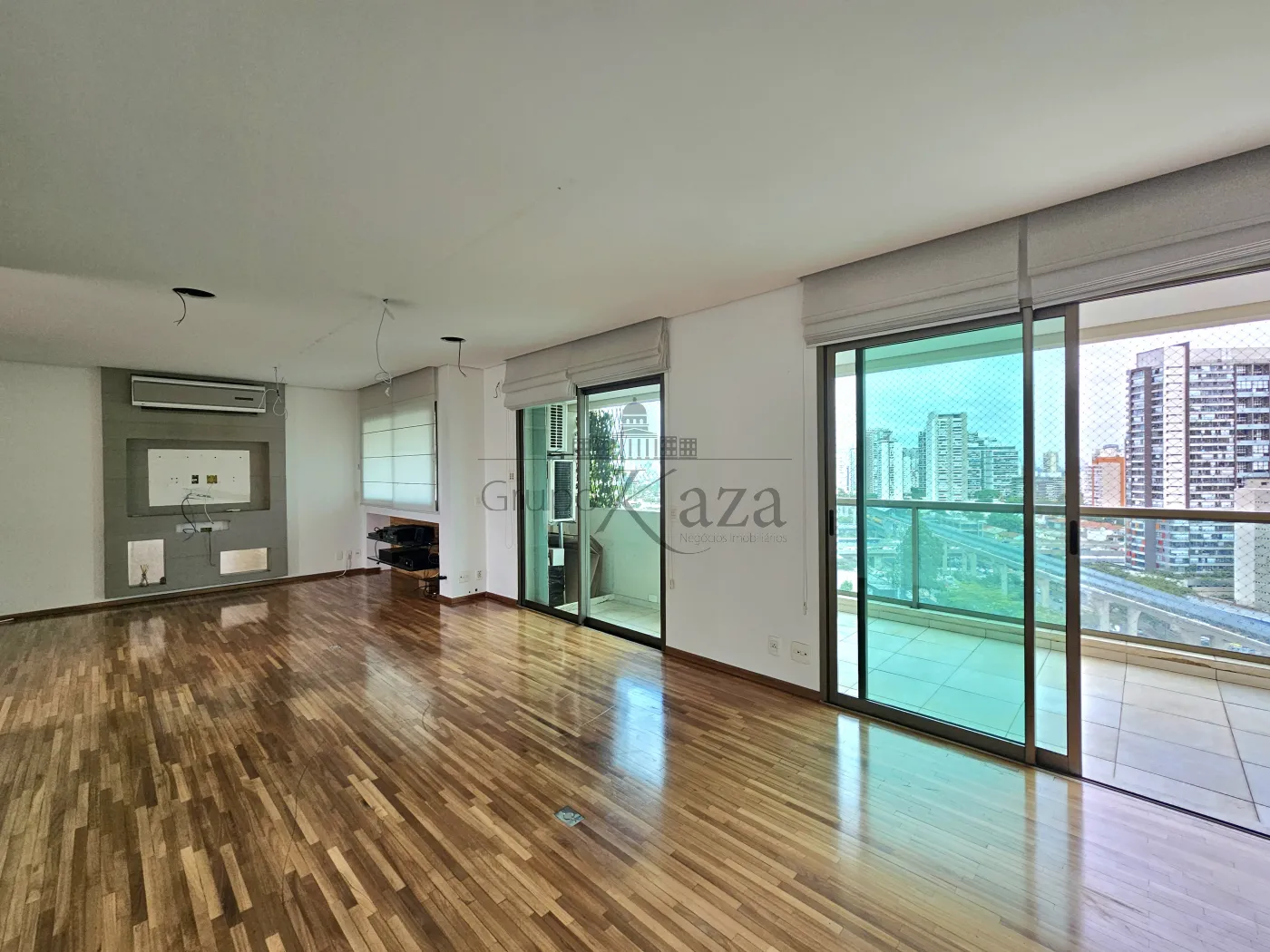 Foto 1 de Apartamento Padrão em Brooklin Paulista, São Paulo - imagem 1 Foto 1 de Apartamento Padrão em Brooklin Paulista, São Paulo - imagem 1