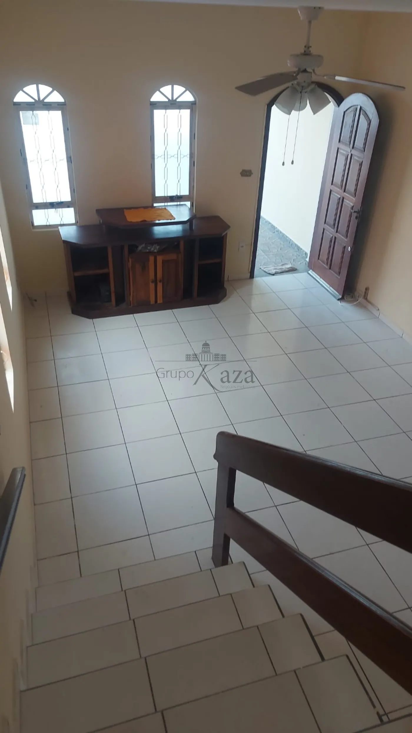 Foto 2 de Casa Sobrado em Jardim Ismênia, São José dos Campos - imagem 2 Foto 2 de Casa Sobrado em Jardim Ismênia, São José dos Campos - imagem 2