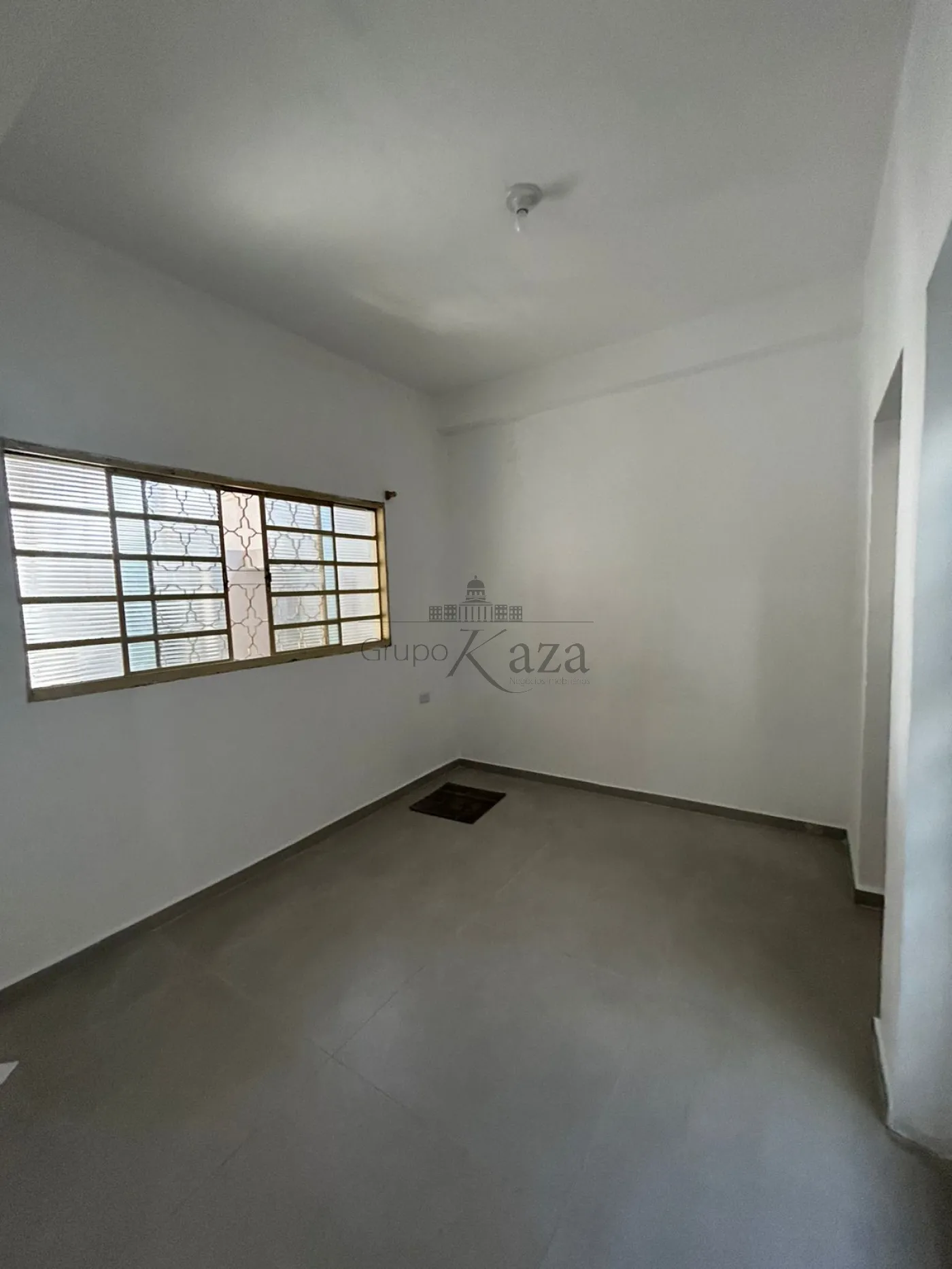 Foto 1 de Comercial Casa em Jardim Altos de Santana I, Jacareí - imagem 1 Foto 1 de Comercial Casa em Jardim Altos de Santana I, Jacareí - imagem 1
