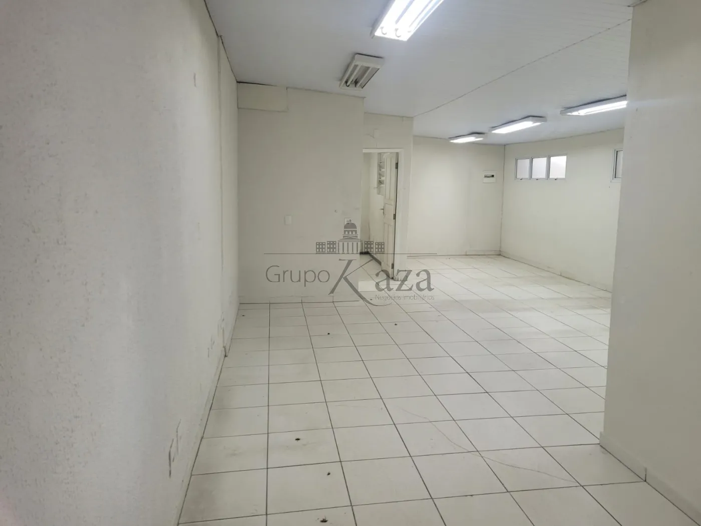 Foto 1 de Comercial Casa em Vila Adyana, São José dos Campos - imagem 1 Foto 1 de Comercial Casa em Vila Adyana, São José dos Campos - imagem 1