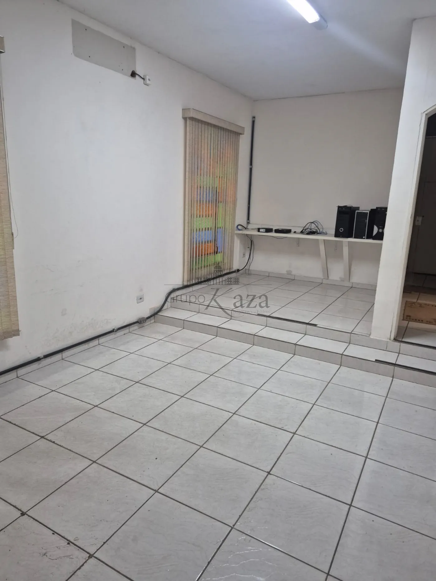 Foto 2 de Casa Condomínio em Vila Indústrial, São José dos Campos - imagem 2 Foto 2 de Casa Condomínio em Vila Indústrial, São José dos Campos - imagem 2