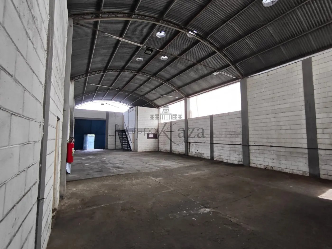 Foto 1 de Comercial Galpão em Chácaras Reunidas, São José dos Campos - imagem 1 Foto 1 de Comercial Galpão em Chácaras Reunidas, São José dos Campos - imagem 1