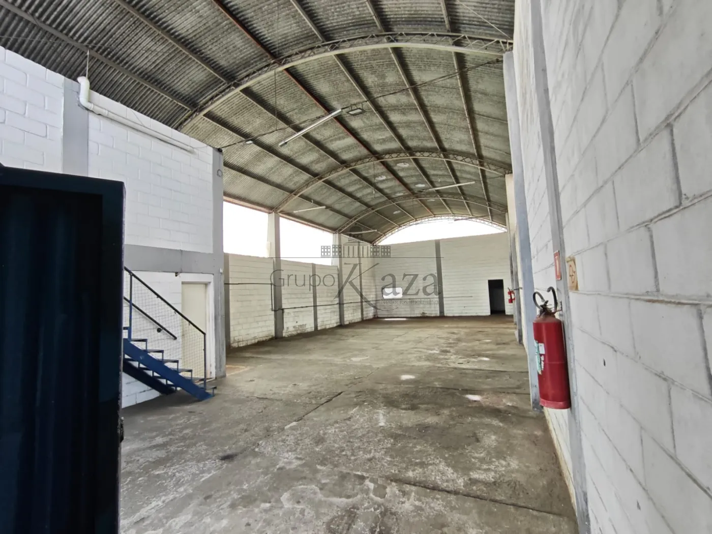 Foto 3 de Comercial Galpão em Chácaras Reunidas, São José dos Campos - imagem 3 Foto 3 de Comercial Galpão em Chácaras Reunidas, São José dos Campos - imagem 3