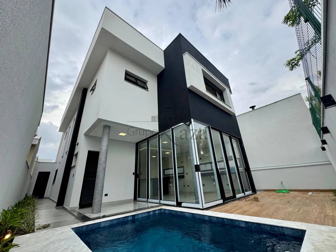 Foto 1 de Casa Condomínio em Urbanova, São José dos Campos - imagem 1 Foto 1 de Casa Condomínio em Urbanova, São José dos Campos - imagem 1