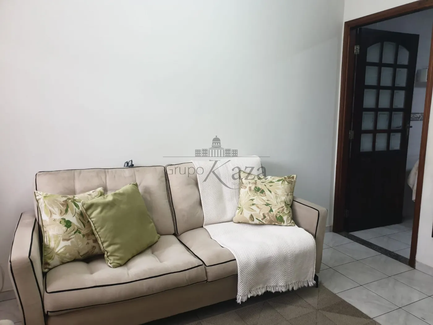 Foto 1 de Casa Padrão em Jardim Oriente, São José dos Campos - imagem 1 Foto 1 de Casa Padrão em Jardim Oriente, São José dos Campos - imagem 1
