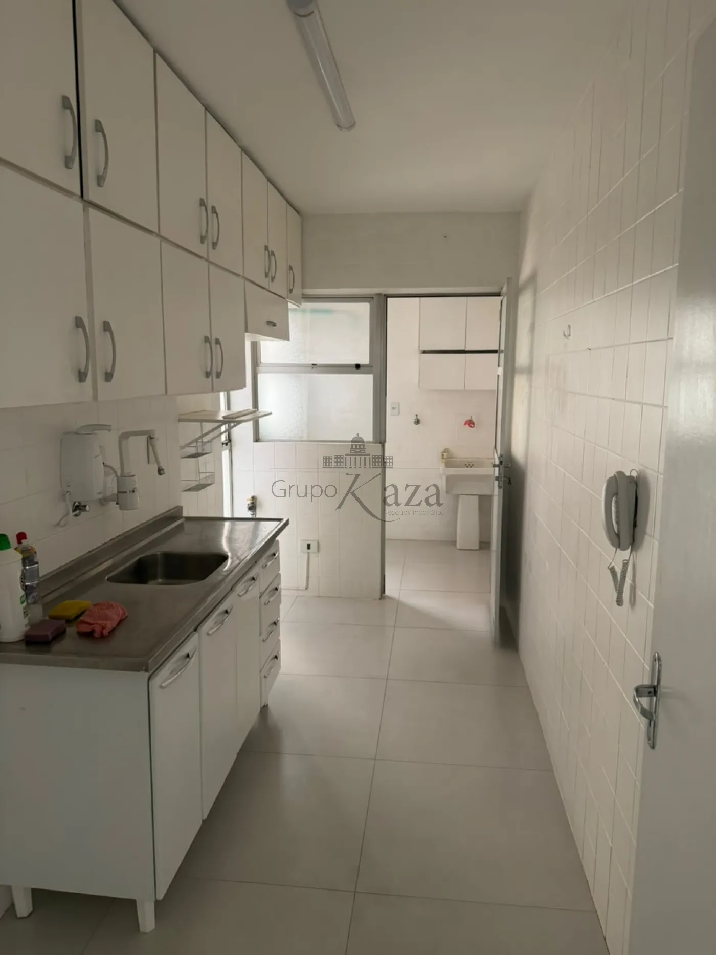 Foto 3 de Apartamento Padrão em Vila Adyana, São José dos Campos - imagem 3 Foto 3 de Apartamento Padrão em Vila Adyana, São José dos Campos - imagem 3