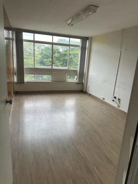 Sao Jose dos Campos Centro Comercial Venda R$150.000,00 Condominio R$350,00 Area construida 47.00m2