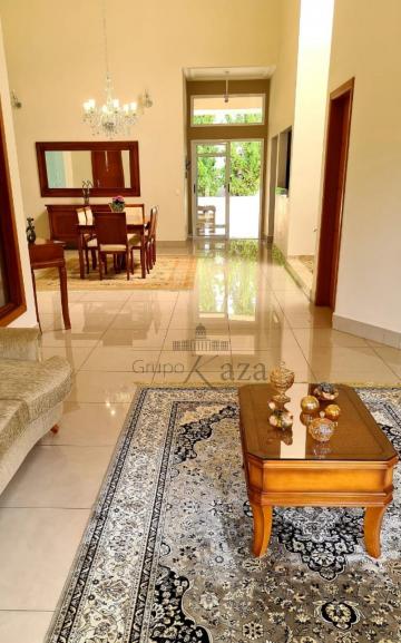 Cacapava Jardim Santa Helena Casa Venda R$1.300.000,00 Condominio R$615,00 4 Dormitorios 4 Vagas Area do terreno 600.00m2 Area construida 300.00m2