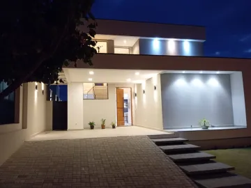 Cacapava Bairro do Grama Casa Venda R$1.480.000,00 Condominio R$350,00 3 Dormitorios 2 Vagas Area do terreno 300.00m2 Area construida 210.00m2