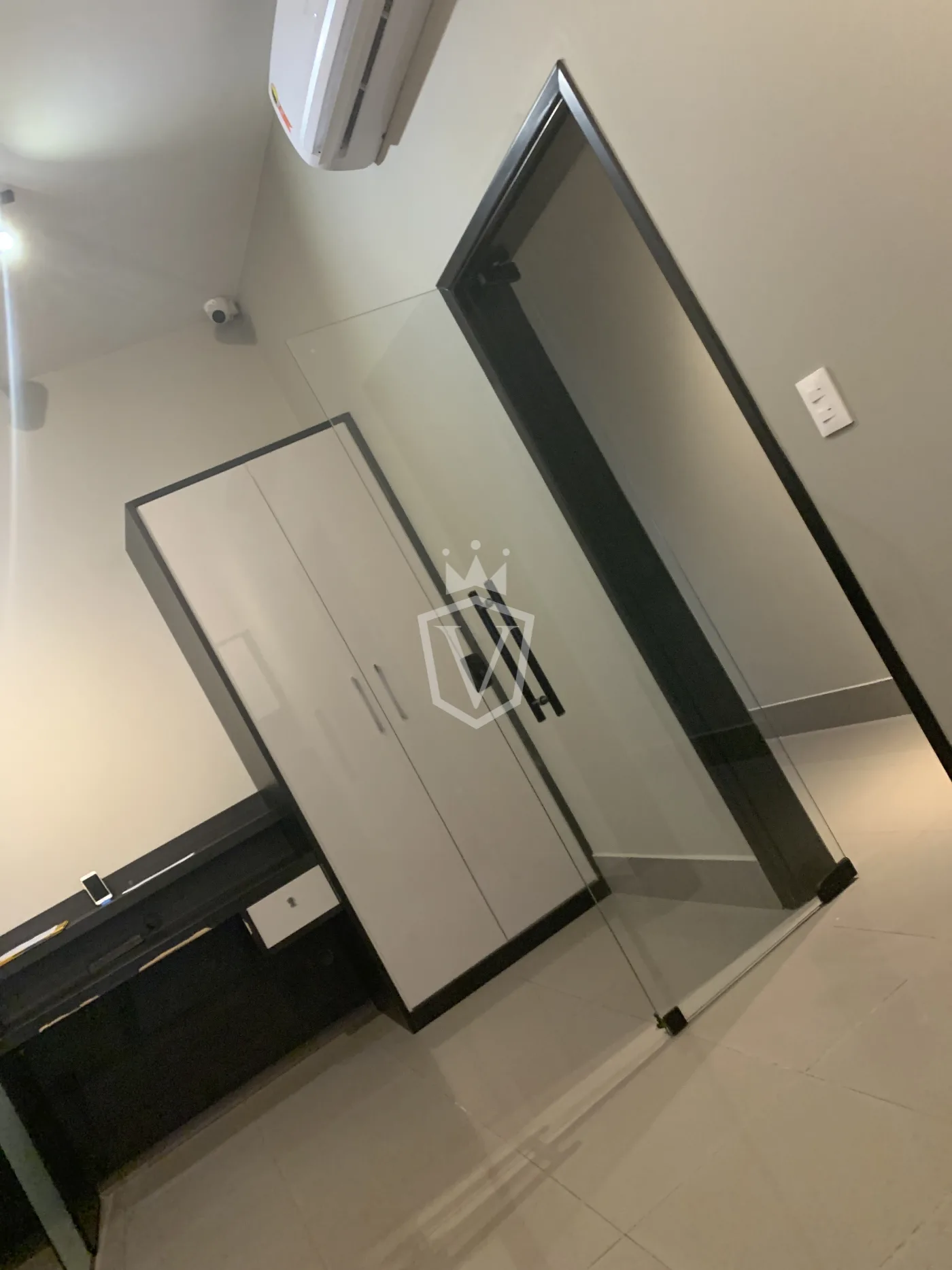 Alugar Apartamento / Padr&atilde;o em S&atilde;o Jos&eacute; dos Campos R$ 100,00 - Foto 3
