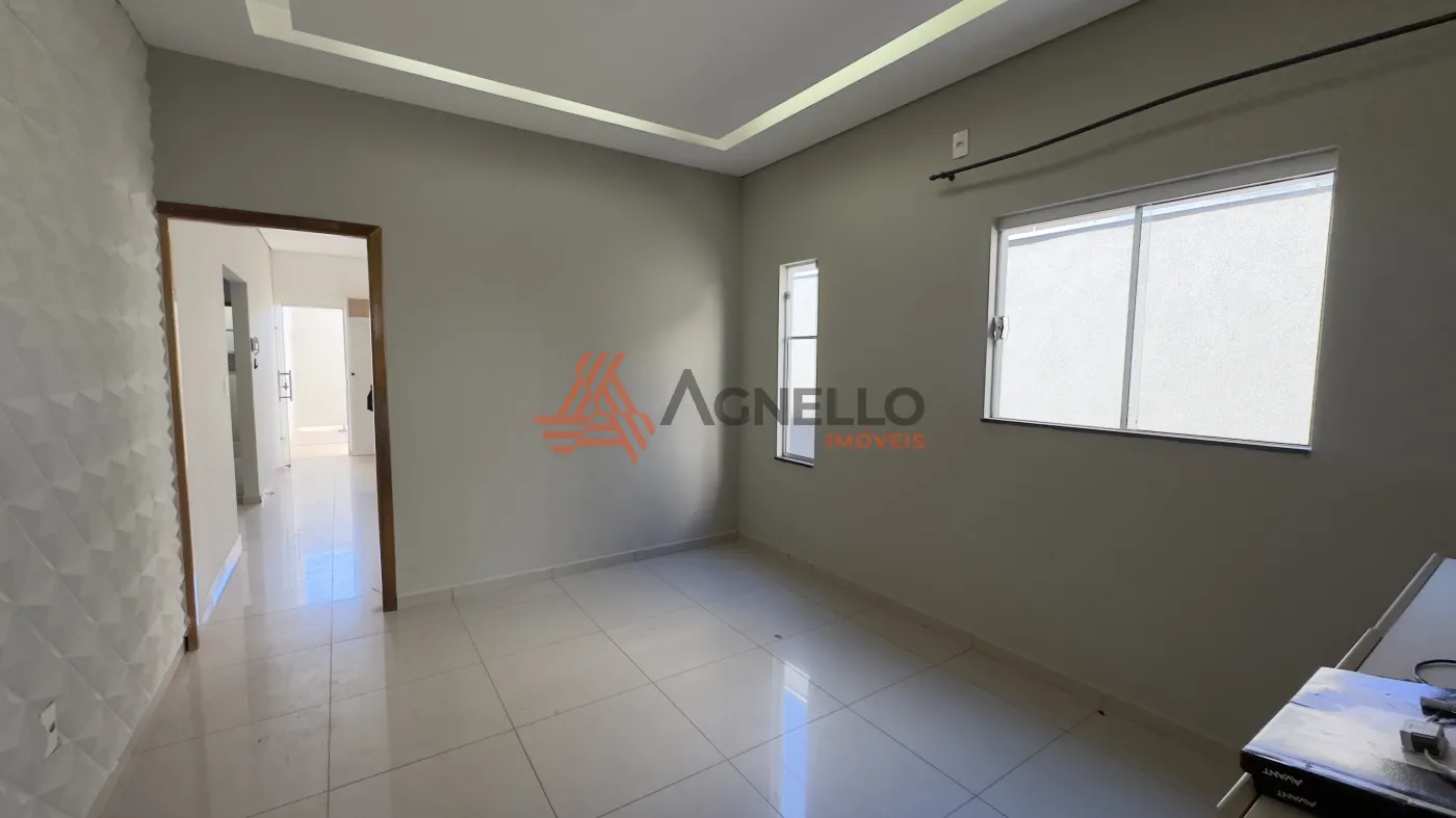 Comprar Casa / Bairro em Cristais Paulista R$ 550.000,00 - Foto 2