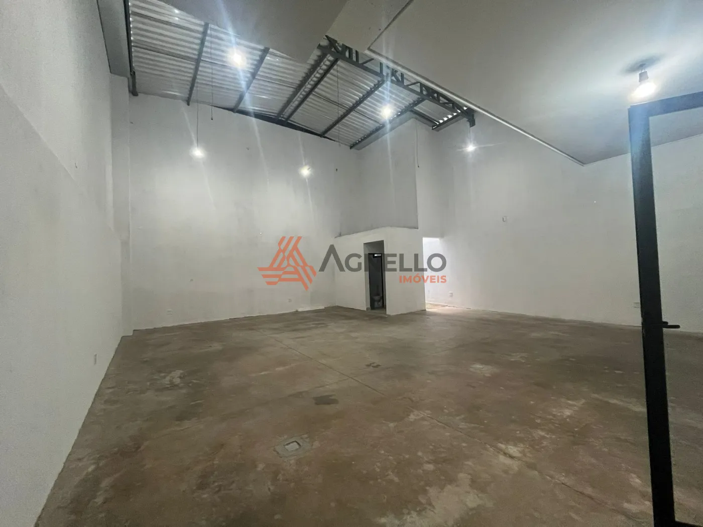 Comprar Comercial / Galp&atilde;o em Franca R$ 1.490.000,00 - Foto 5