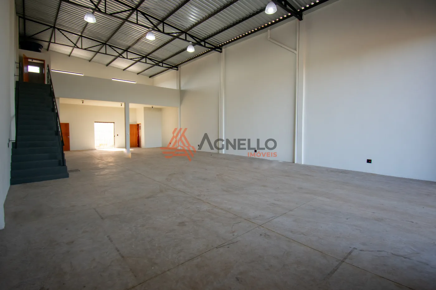 Alugar Comercial / Galp&atilde;o em Patroc&iacute;nio Paulista R$ 5.000,00 - Foto 3