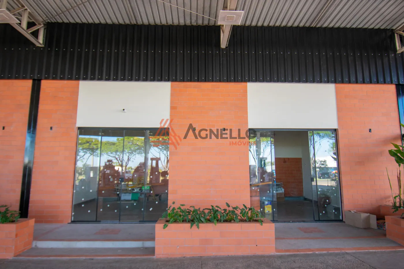 Alugar Comercial / Loja em Franca R$ 3.900,00 - Foto 1
