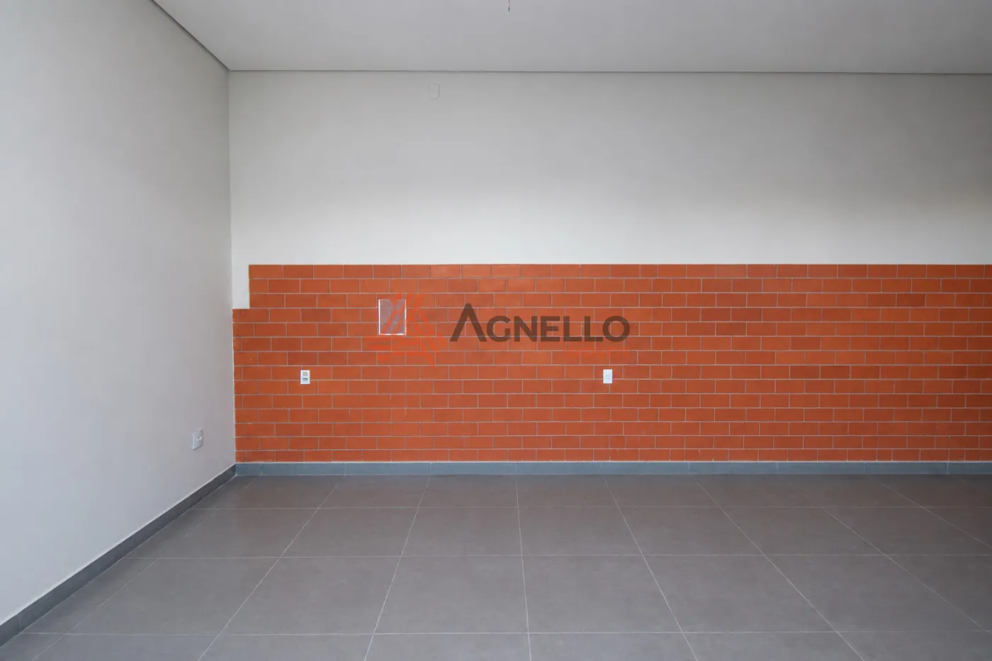 Alugar Comercial / Loja em Franca R$ 1.990,00 - Foto 2