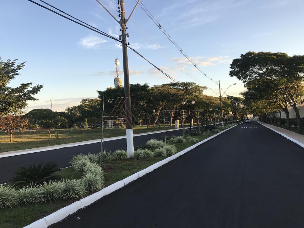 Comprar Casa / Condom&iacute;nio em Franca - Foto 36