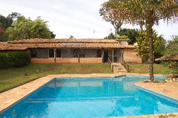 Franca Vale do Sol Chacara Venda R$2.300.000,00 Condominio R$800,00 4 Dormitorios  Area do terreno 5400.00m2 Area construida 240.00m2