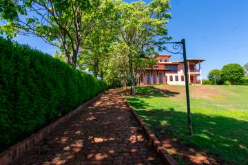 Franca Residencial Villaggio San Rafaello Chacara Venda R$2.000.000,00 Condominio R$510,00 4 Dormitorios 2 Vagas Area do terreno 2500.00m2 
