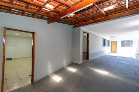 Franca Centro Comercial Venda R$1.000.000,00 3 Dormitorios 3 Vagas Area do terreno 332.00m2 Area construida 140.30m2