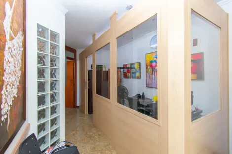 Franca Centro Comercial Venda R$330.000,00 Condominio R$400,00  1 Vaga 