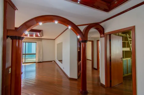 Franca Centro Apartamento Venda R$1.550.000,00 Condominio R$3.250,00 3 Dormitorios 3 Vagas Area construida 508.58m2