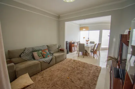 Franca Parque Franville Casa Venda R$690.000,00 3 Dormitorios 2 Vagas Area do terreno 250.00m2 Area construida 192.60m2