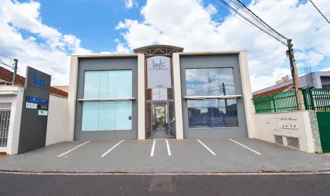 Franca Centro Comercial Locacao R$ 1.600,00 Condominio R$130,00 Area construida 57.71m2