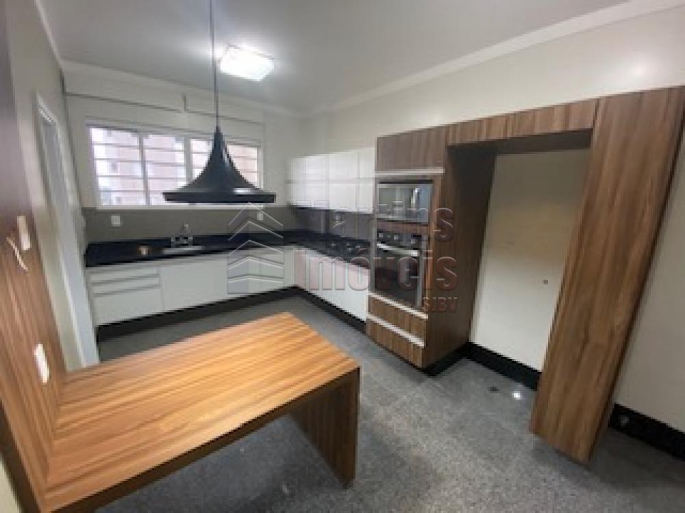 Alugar Apartamento / Padr&atilde;o em S&atilde;o Jo&atilde;o da Boa Vista R$ 1.850,00 - Foto 15