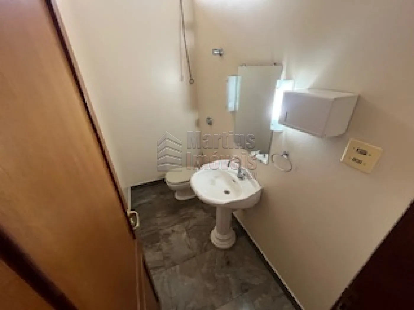 Alugar Casa / Padr&atilde;o em S&atilde;o Jo&atilde;o da Boa Vista R$ 3.500,00 - Foto 7