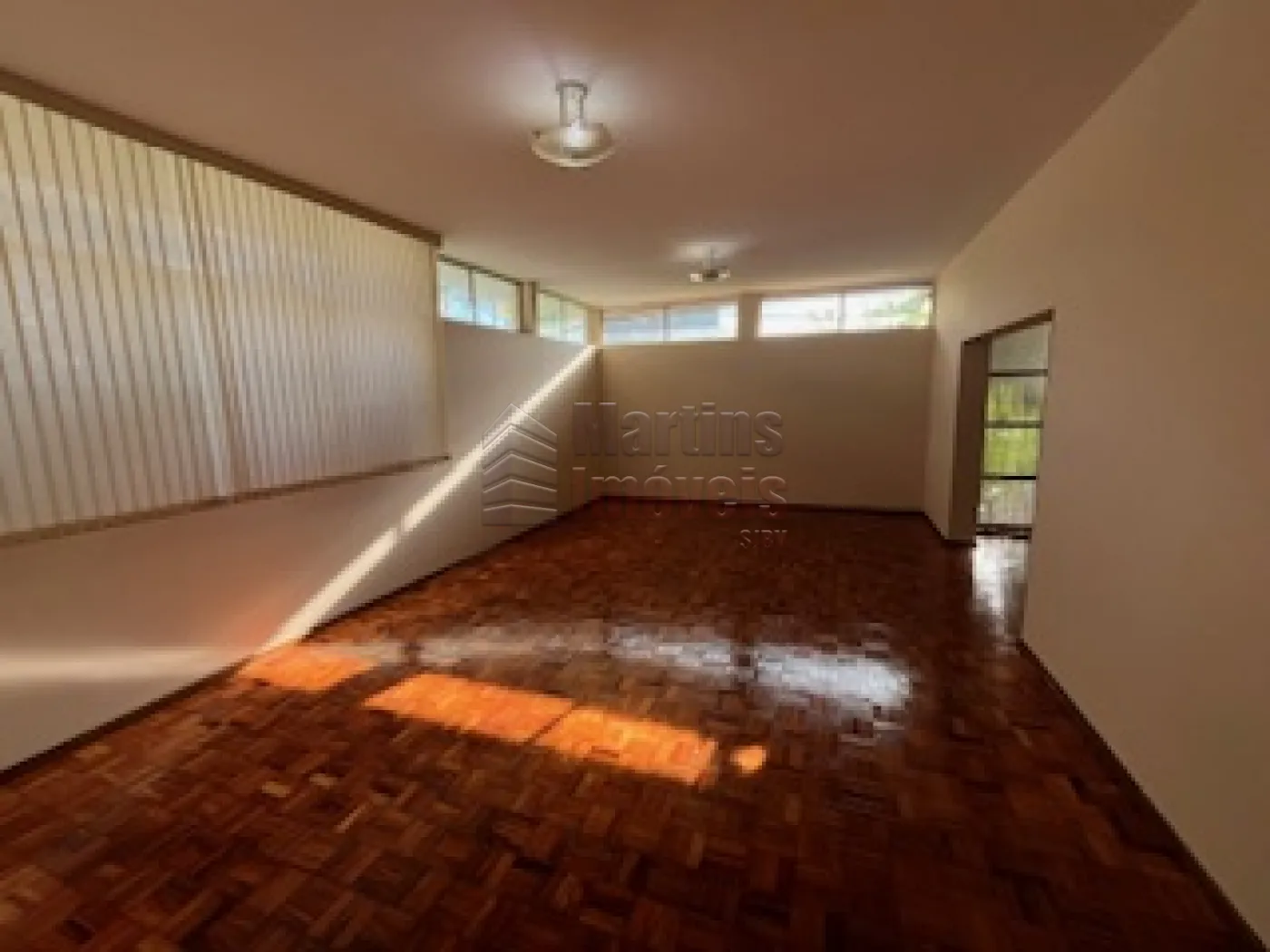 Alugar Casa / Padr&atilde;o em S&atilde;o Jo&atilde;o da Boa Vista R$ 3.500,00 - Foto 9