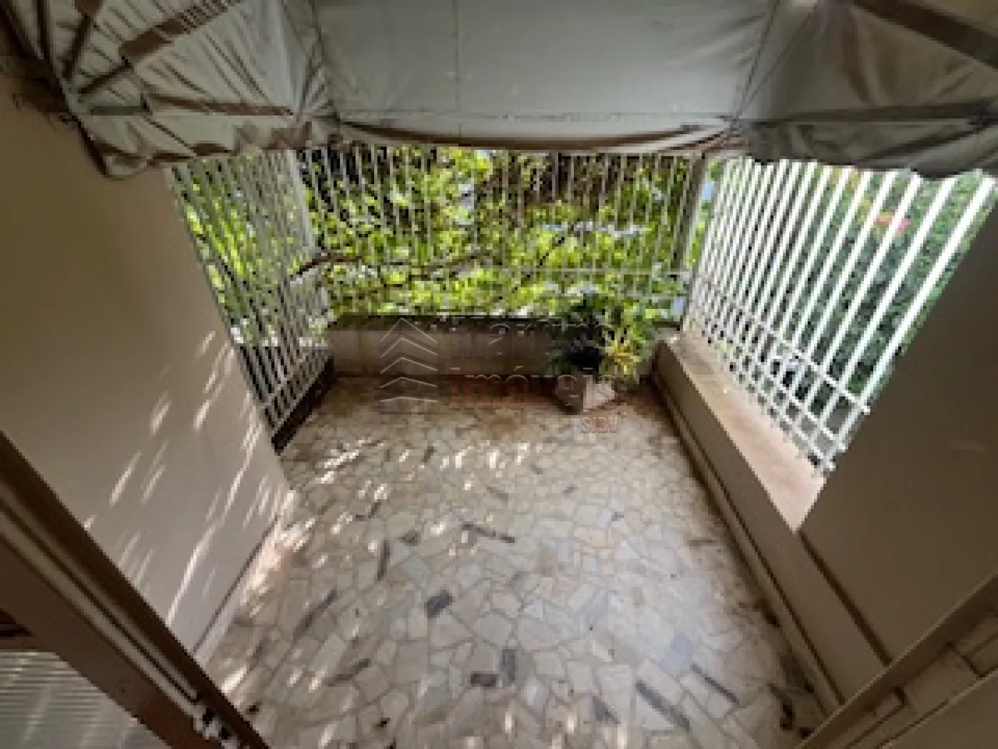 Alugar Casa / Padr&atilde;o em S&atilde;o Jo&atilde;o da Boa Vista R$ 3.500,00 - Foto 12