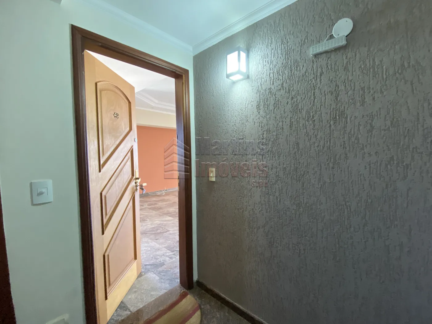 Alugar Apartamento / Padr&atilde;o em S&atilde;o Jo&atilde;o da Boa Vista R$ 1.300,00 - Foto 4