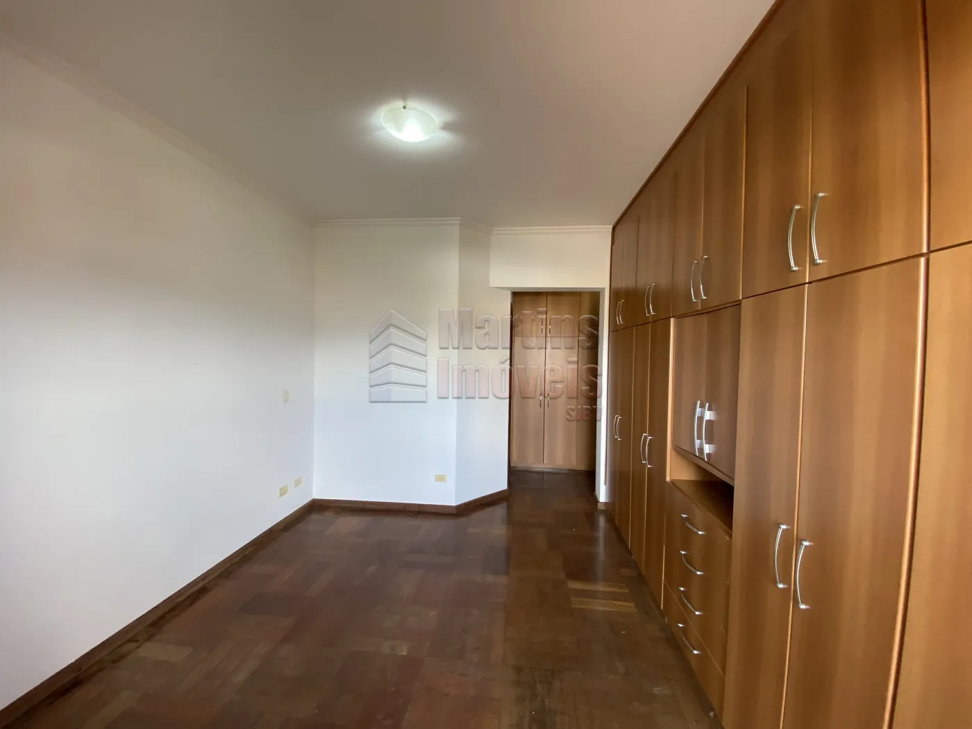 Alugar Apartamento / Padr&atilde;o em S&atilde;o Jo&atilde;o da Boa Vista R$ 1.300,00 - Foto 22